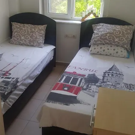Ferienwohnung Eden Park In * シダ