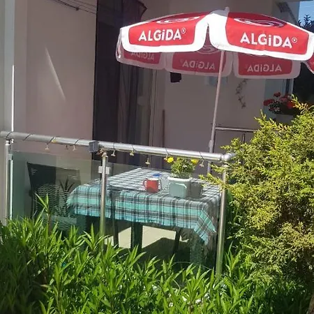 Apartmán Ferienwohnung Eden Park In *